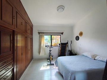 CASA DE UNA SOLA PLANTA EN GUACAMAYAS FRACCIONAMIENTO JUNTO AL RIO