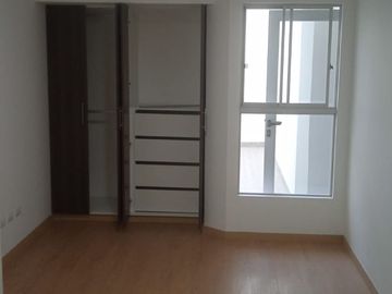 VENDO LINDO DPTO DE ESTRENO EN PRIMER PISO CON UN PATIO EN MAGDALENA