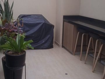 VENDO LINDO DPTO DE ESTRENO EN PRIMER PISO CON UN PATIO EN MAGDALENA