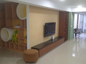 VENDO LINDO DPTO DE ESTRENO EN PRIMER PISO CON UN PATIO EN MAGDALENA