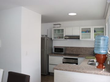 DEPARTAMENTO AMOBLADO EN VENTA PONCEANO