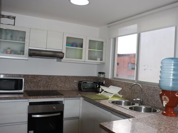 DEPARTAMENTO AMOBLADO EN VENTA PONCEANO