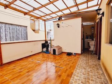 Venta de casa en los Cedros de Villa , condominio en Chorrillos