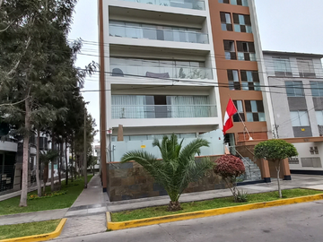 Hermoso departamento (segundo piso) en zona estratégica de Miraflores