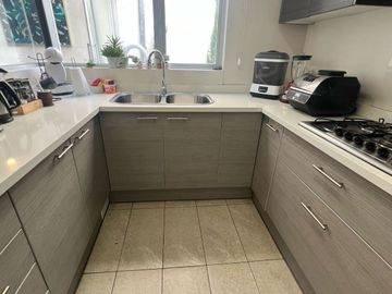 ¡Vendo hermoso departamento en planta baja en Bellavista – Quiteño Libre y Cumbre!