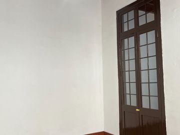 ¡¡¡BARRIOS ALTOS - CASA EN VENTA!!!
