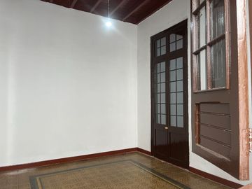 ¡¡¡BARRIOS ALTOS - CASA EN VENTA!!!