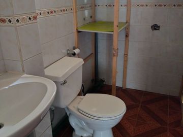 CASA EN SAN BERNARDO - METRO TREN 5 PINOS