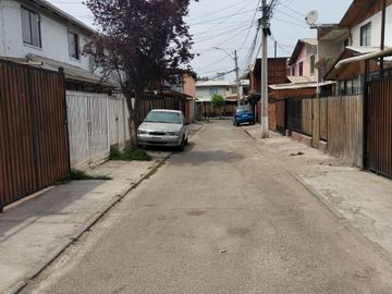 CASA EN SAN BERNARDO - METRO TREN 5 PINOS