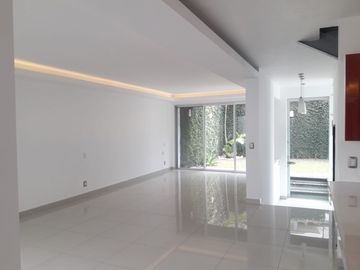 VENDO CASA EN MONTE MAGNO AL SUR DE LA CD DE XALAPA