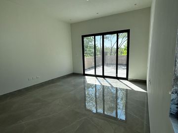 Residencia de Lujo en Venta Fraccionamiento Campestre Santiago, NL.