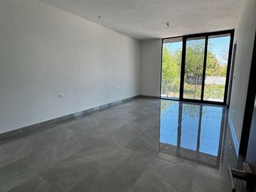 Residencia de Lujo en Venta Fraccionamiento Campestre Santiago, NL.