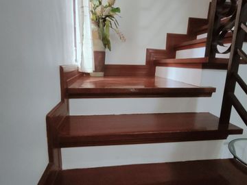 Fully furnished House and lot for sale in Fairway View in Salawag Dasma Cavite