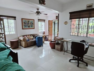 Fully furnished House and lot for sale in Fairway View in Salawag Dasma Cavite