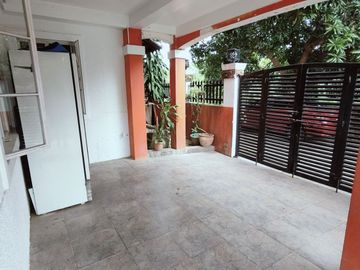 Fully furnished House and lot for sale in Fairway View in Salawag Dasma Cavite