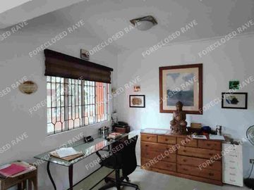 Fully furnished House and lot for sale in Fairway View in Salawag Dasma Cavite