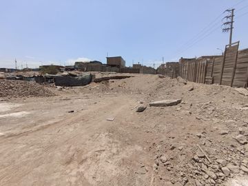Se Vende Terreno Comercial En Avenida Topografos En Ventanilla