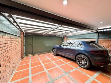 En Venta Departamento Dúplex en Cuenca Sector Zona Rosa
