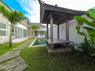 Affordable Spaicous 2 Bedroom Villa Sanur Bali for Rent Yearly