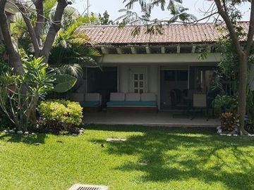 Casa de 4 recámaras en renta Cuernavaca, Xochitepec, Colinas de Santa Fe.