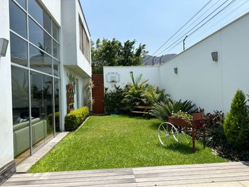 Venta casa en condominio Urb. Sol de la Molina