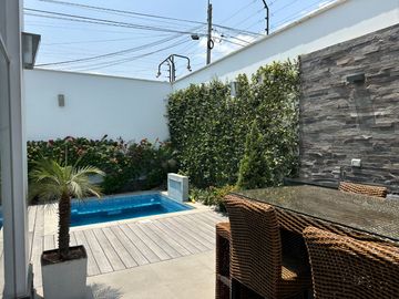 Venta casa en condominio Urb. Sol de la Molina