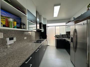 Venta casa en condominio Urb. Sol de la Molina