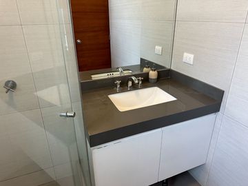 Venta casa en condominio Urb. Sol de la Molina