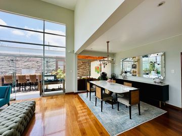 Venta casa en condominio Urb. Sol de la Molina