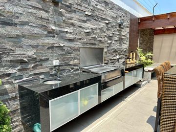 Venta casa en condominio Urb. Sol de la Molina