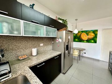 Venta casa en condominio Urb. Sol de la Molina