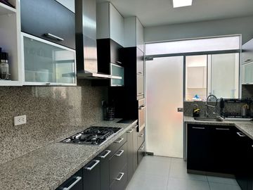 Venta casa en condominio Urb. Sol de la Molina
