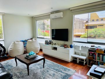 Venta casa en condominio Urb. Sol de la Molina