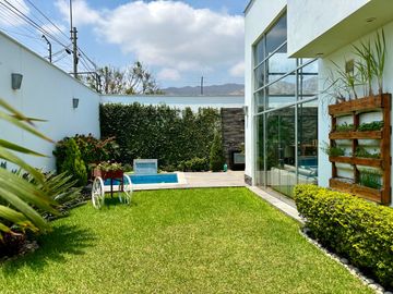 Venta casa en condominio Urb. Sol de la Molina