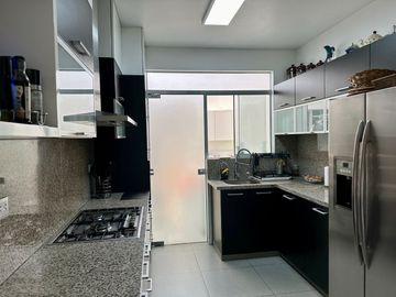 Venta casa en condominio Urb. Sol de la Molina