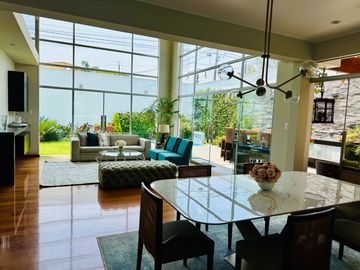 Venta casa en condominio Urb. Sol de la Molina