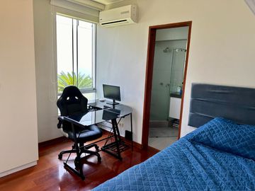 Venta casa en condominio Urb. Sol de la Molina
