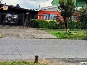 Propiedad central con 3 casas en sitio de 625mts2 Villarrica