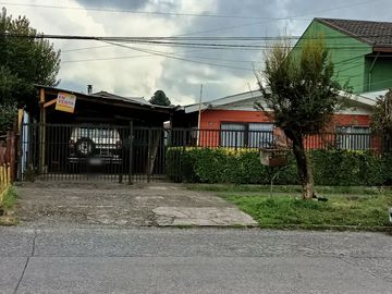 Propiedad central con 3 casas en sitio de 625mts2 Villarrica