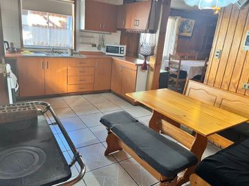 Propiedad central con 3 casas en sitio de 625mts2 Villarrica
