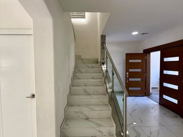 PRIVADA VISTAHERMOSA HERMOSA CASA DE VENTA