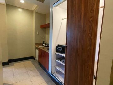 Condo Studio Unit with Balcony and 2 Beds