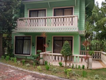 House for sale at Crosswinds Tagaytay