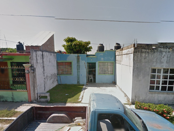 CASA DE RECUPERACIÓN BANCARIA EN CALLE LAURELES, COL. PLAZUELAS DE SAN FRANCISCO, TONALÁ, CHIAPAS. ¡NO SE ACEPTAN CRÉDITOS!