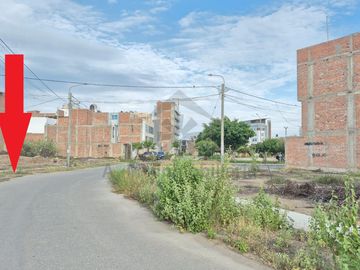 VENTA DE TERRENO EN URB. LOS SAUCES PRIMERA ETAPA