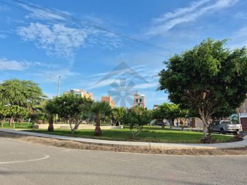 VENTA DE TERRENO EN URB. LOS SAUCES PRIMERA ETAPA
