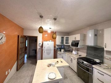 Venta de casa en Fraccionamiento de Jiutepec, Morelos