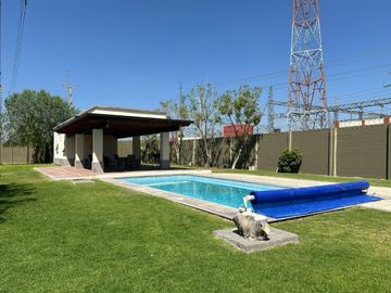MAGNIFICA CASA EN CIRCUITO CON CASCO DE HACIENDA