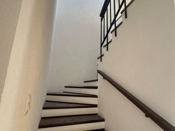 MAGNIFICA CASA EN CIRCUITO CON CASCO DE HACIENDA