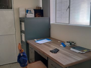 EDIFICIO EN VENTA CON DEPARTAMENTOS RENTADOS, OFICINA Y LOCAL COMERCIAL